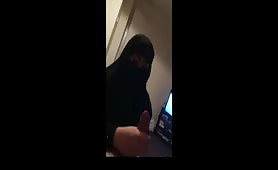 Handjob while she’s wearing Hijabi